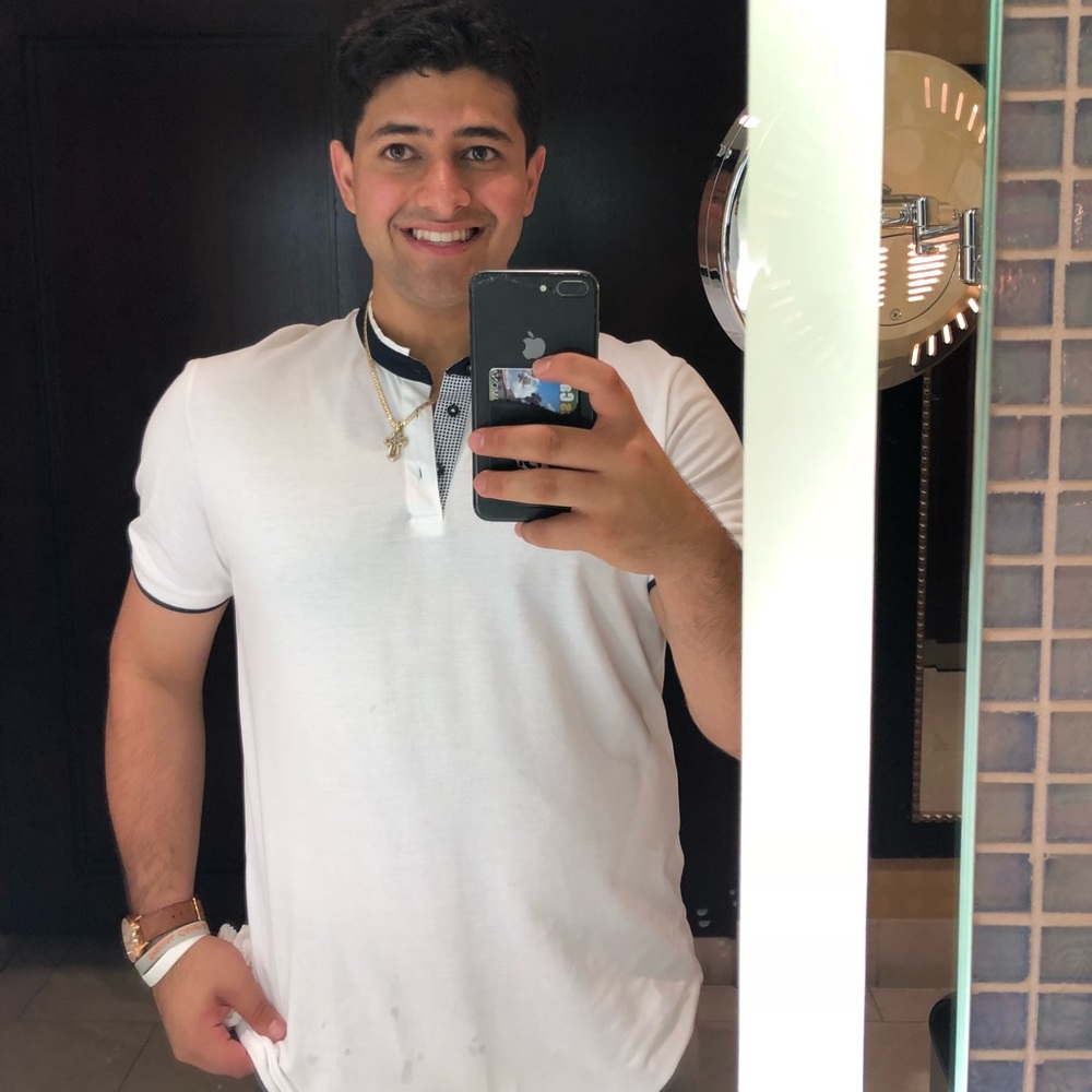 Meet your Posher, Max